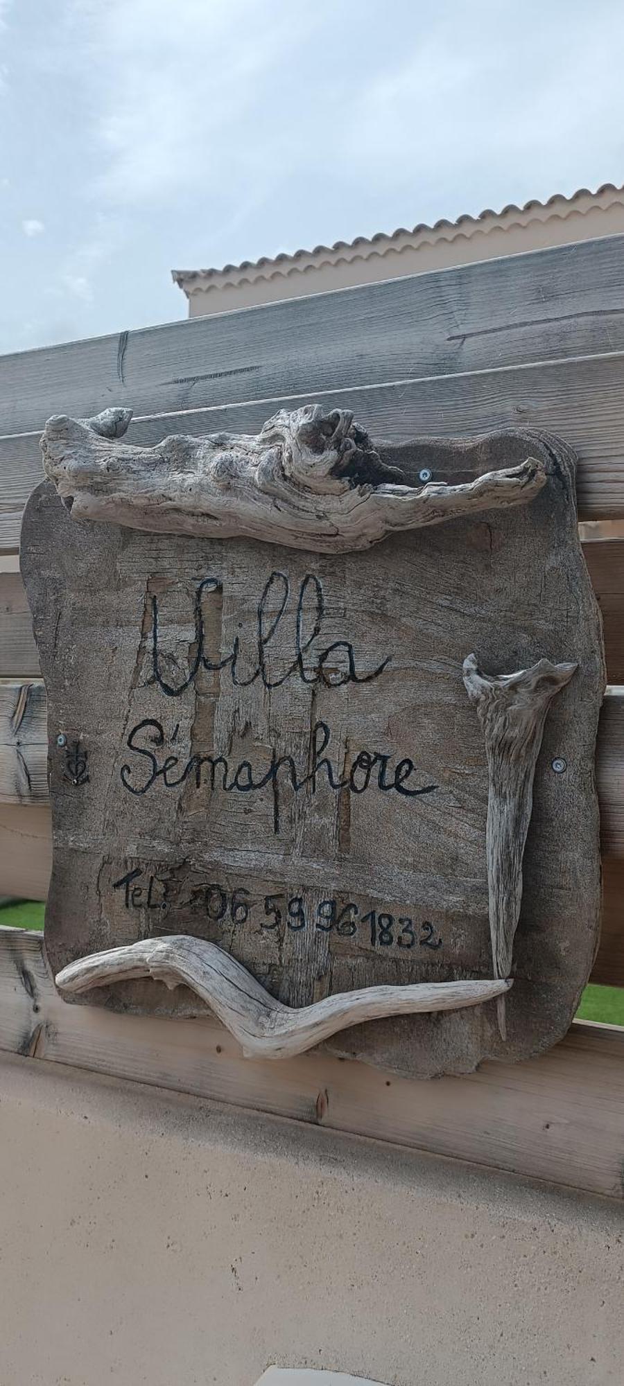 Villa Semaphore, Suite La Fleur De Sel Αρλ Εξωτερικό φωτογραφία